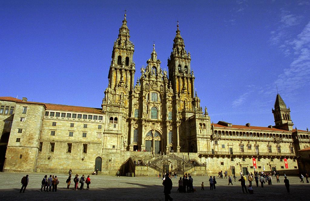 Vm Apartamentos Turisticos Santiago de Compostela Luaran gambar